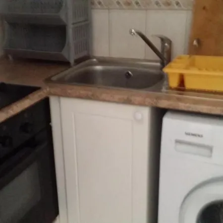 Appartamento Excellent Hot Beach Spot 1-bed In Paphos