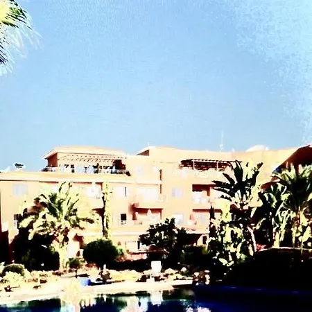 Excellent Hot Beach Spot 1-bed In Paphos